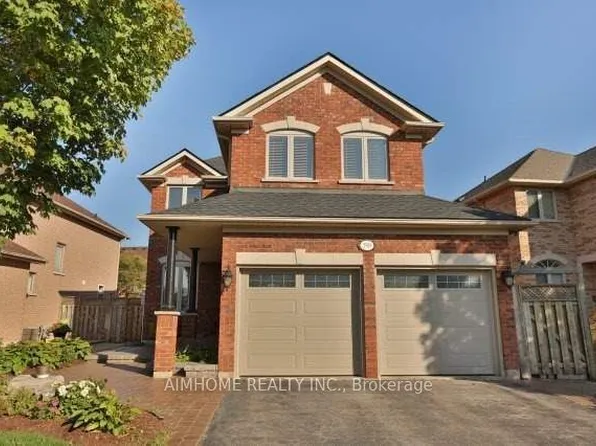 390 Grovehill Rd, Oakville, ON L6H 6P3