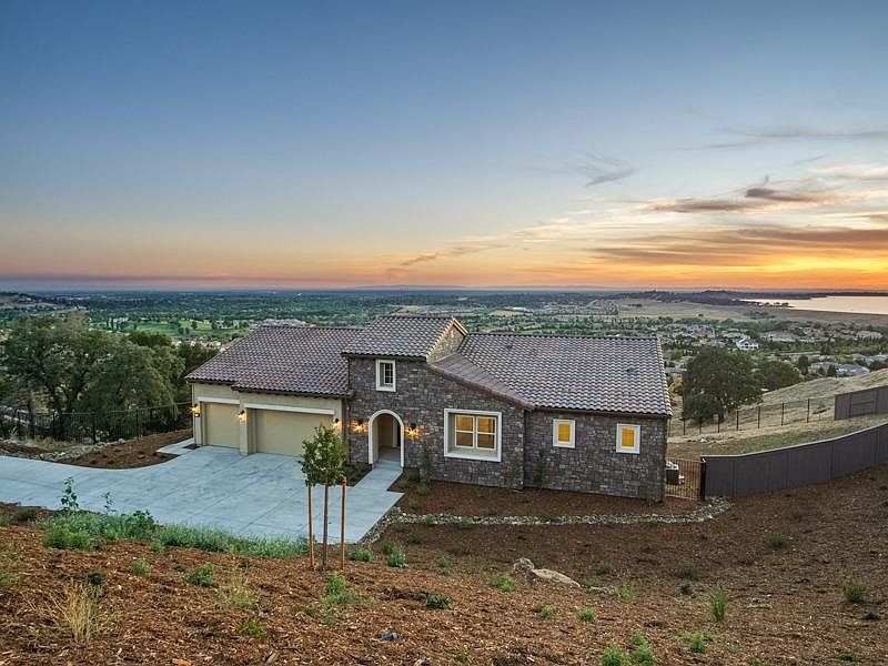 1st image of 4010 Tevere Pl
