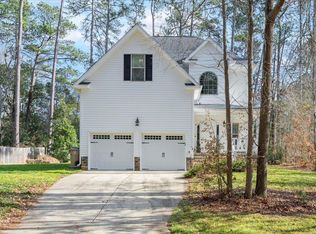 1403 Pineview Dr, Garner, NC 27529