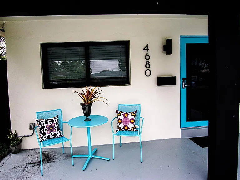 4680 NE 5th Ave — Photo 8
