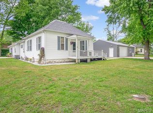 309 S 5th St, Coulterville, IL 62237