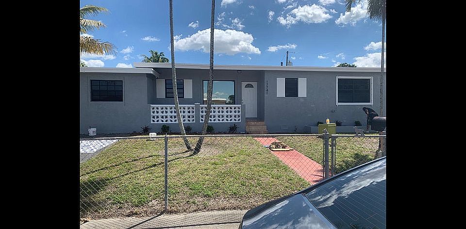 2nd image of 17741 NW 34th Ave