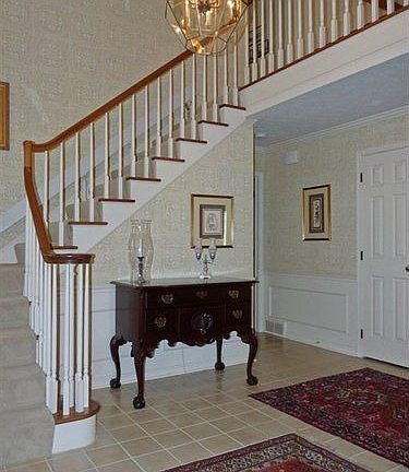 3rd image of 117 Manorbrook Dr