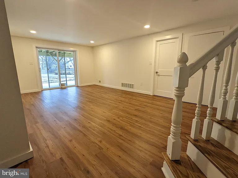 26 Forest Hill Dr — Photo 12