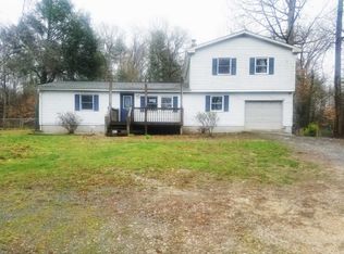 264 Lowes Private Dr, Bluff City, TN 37618