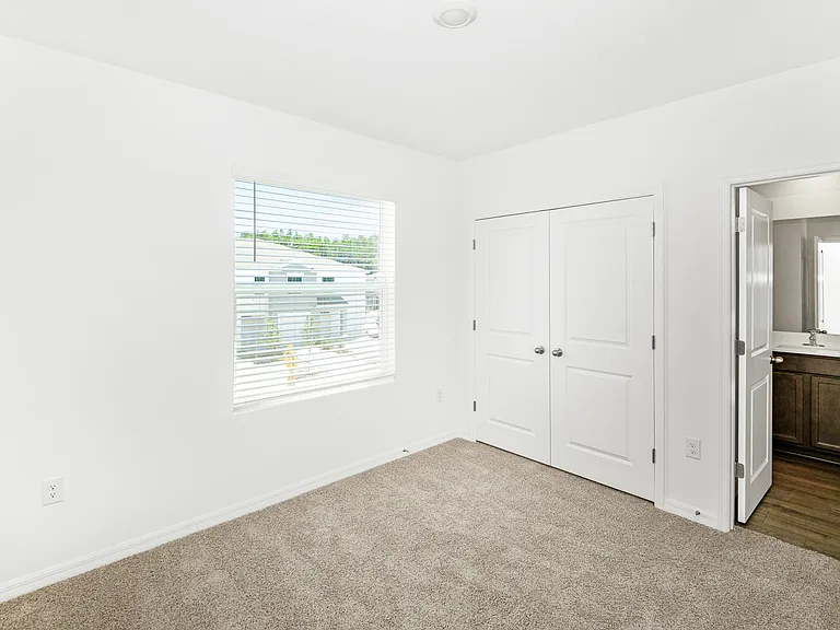 32479 Welling Blade Loop — Photo 90