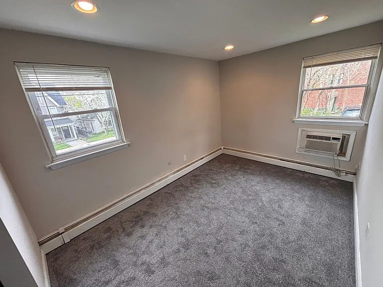 110 Belmont Ave — Photo 8