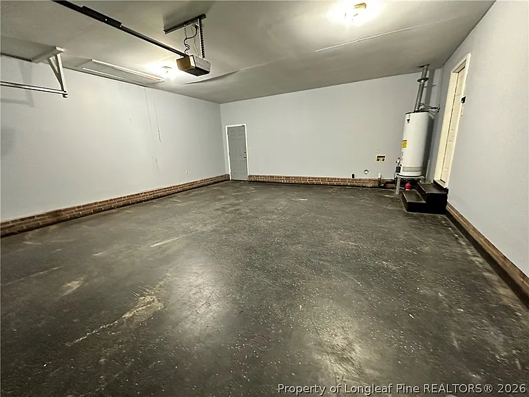 7904 Gaza Cir — Photo 26