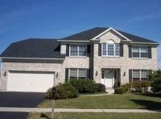 950 Napa Ln, Aurora, IL