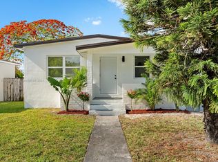 6748 SW 38th St, Miami, FL 33155