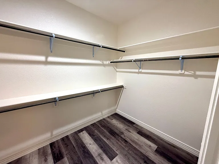 3368 N Apache St — Photo 30