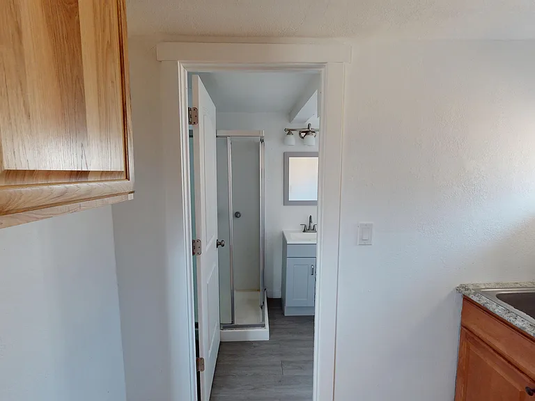 756 1/2 Maple St #B — Photo 10