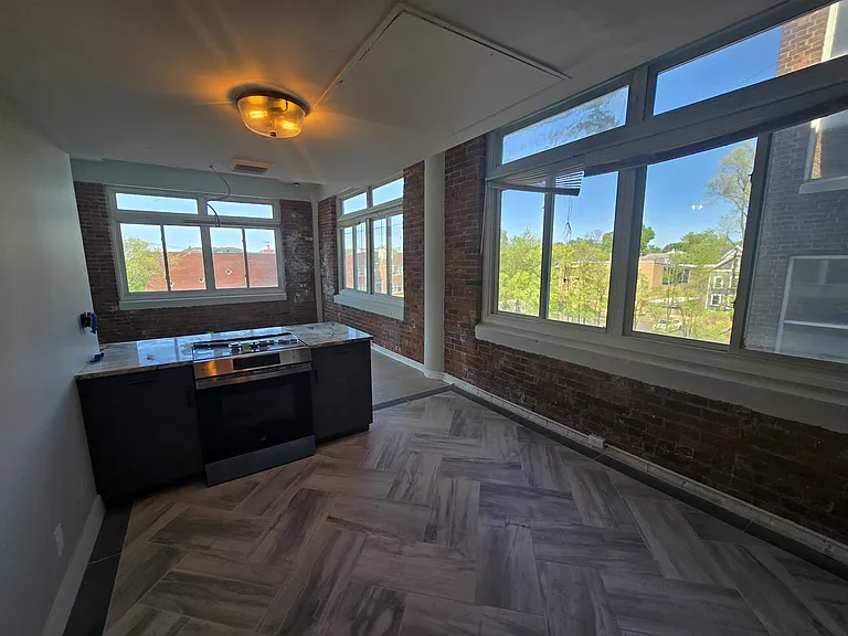 276 Chapel St #3A — Photo 4