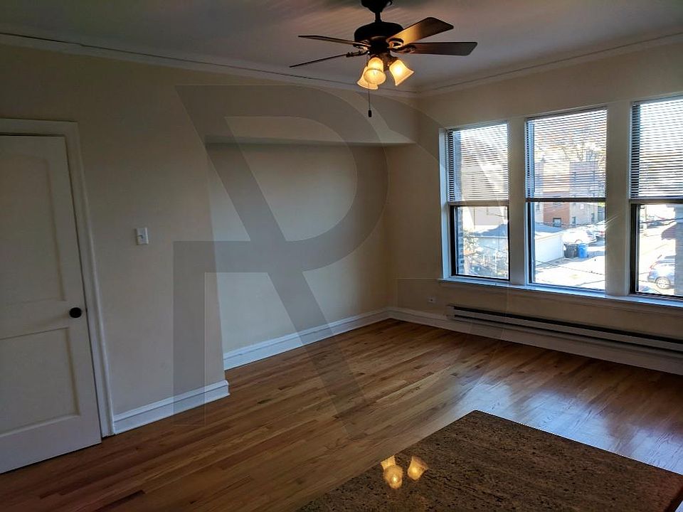 1st image of 4614 N Paulina St #4614309