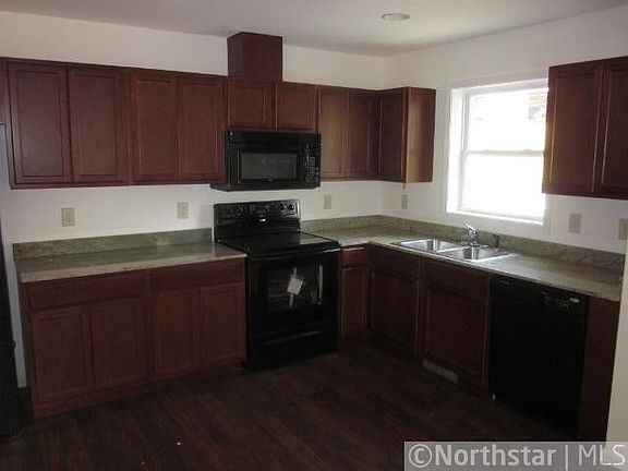 3rd image of 571 Gorman Ave