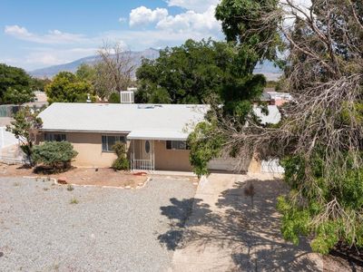 802 Gral Trevino Dr SE, Rio Rancho, NM, 87124