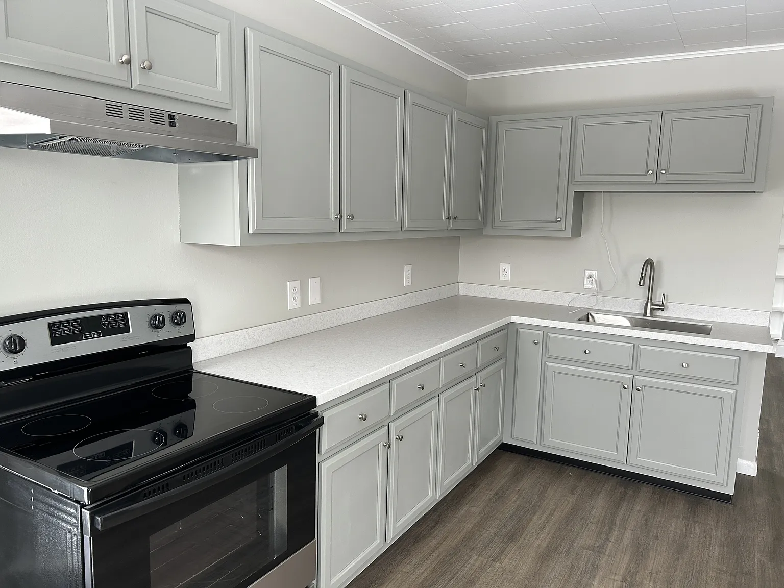 529 Main St - 2 — Photo 2