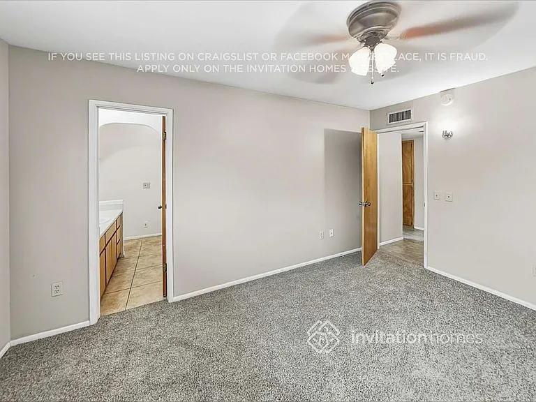 12801 N 112th Ave — Photo 13