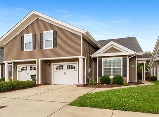 2816 Gavin Rd #14, Chesapeake, VA 23323