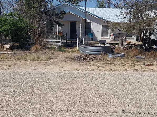 10 Kenemore Rd, Maljamar, NM 88264