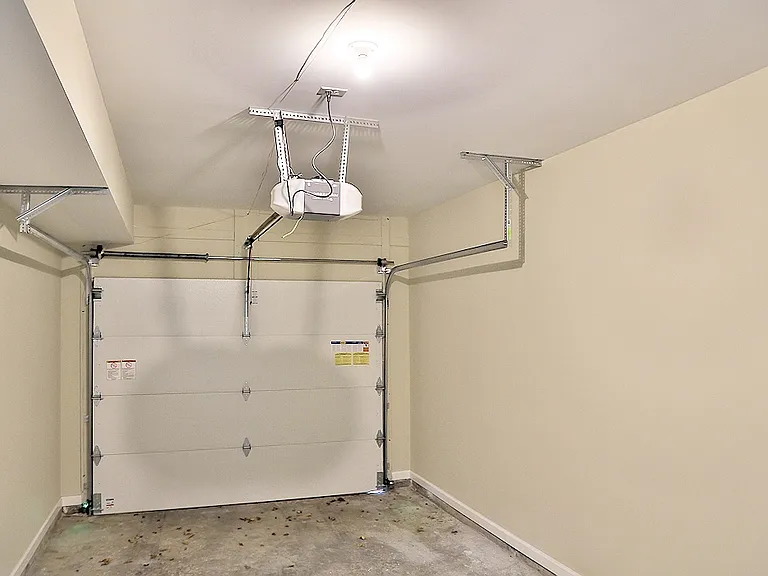 REMODELED Townhouse 1375