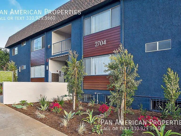 2704 Vanderbilt Ln #13 — Photo 10