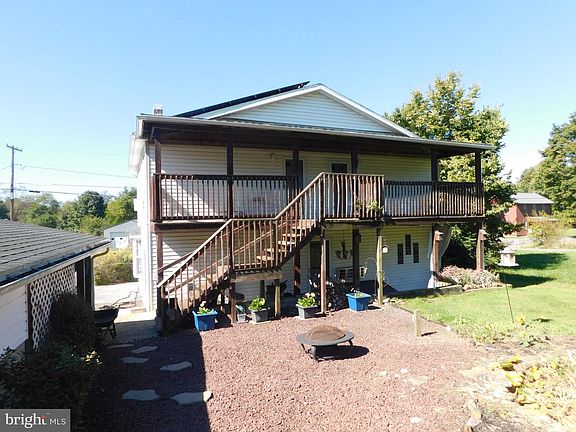 4th image of 389 Granville Rd
