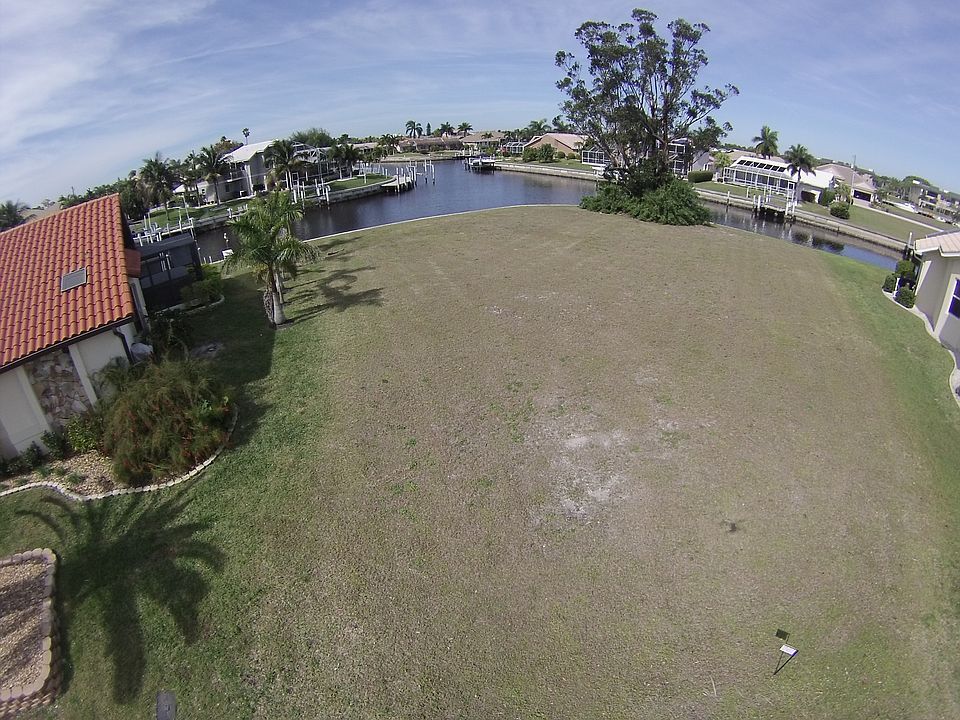 2nd image of 4623 67th St