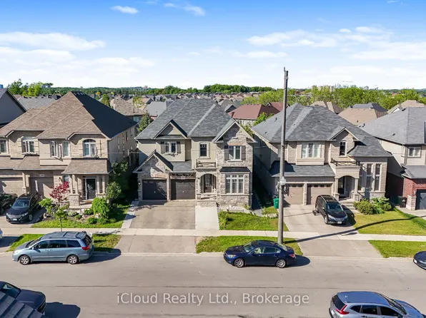 795 Robert Ferrie Dr, Kitchener, ON N2R 0B8
