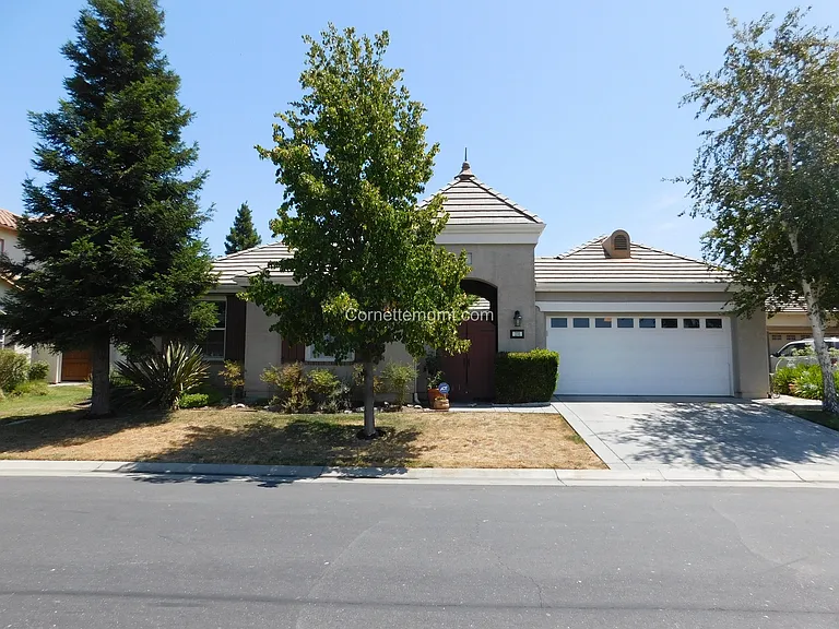 231 Lanfranco Cir — Photo 24