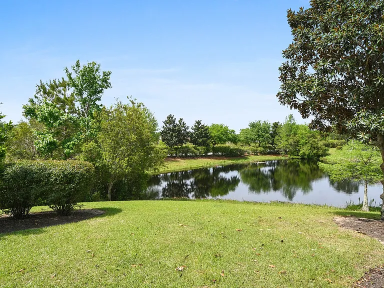 16 Plum Ct — Photo 36