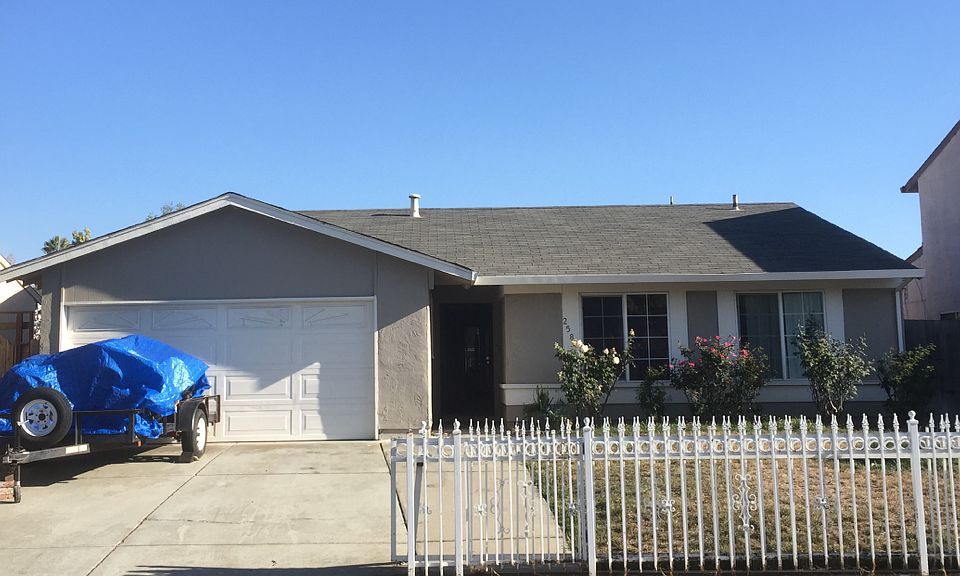 1st image of 2584 Sierra Vista Ct