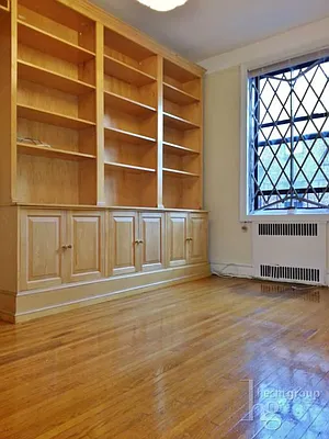 Rented by Hecht Group | media 13