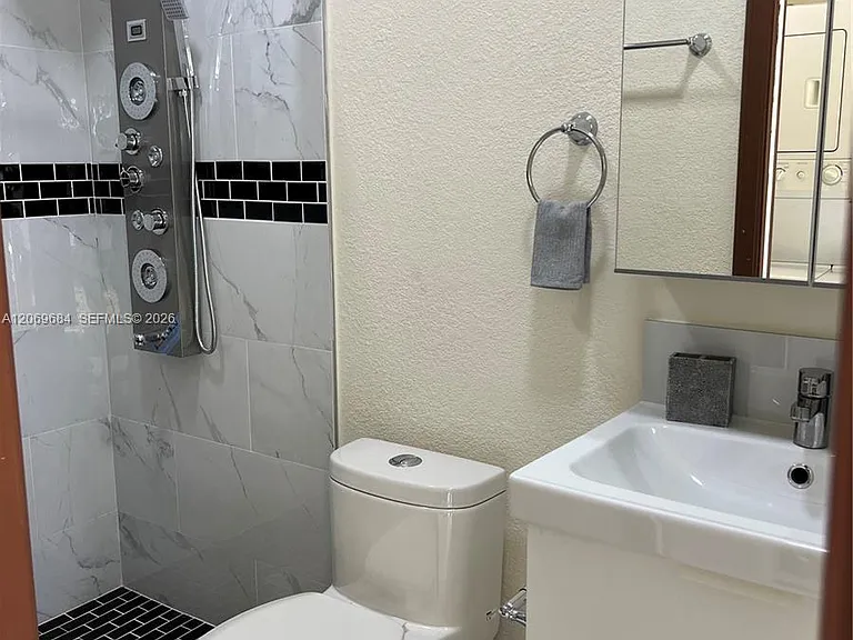 2231 NW 9th Pl — Photo 31