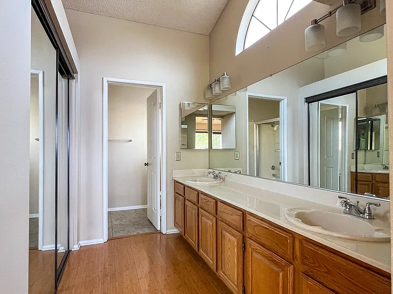 25689 Moonseed St — Photo 14