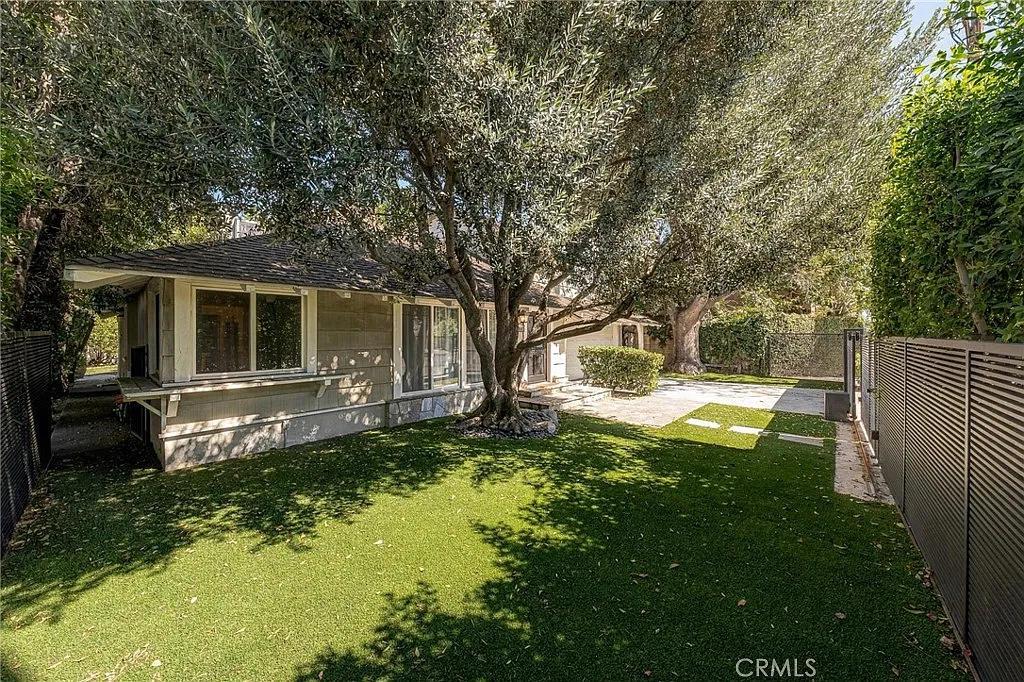 3 bed, 1879 sqft, $7,000 — Photo 3
