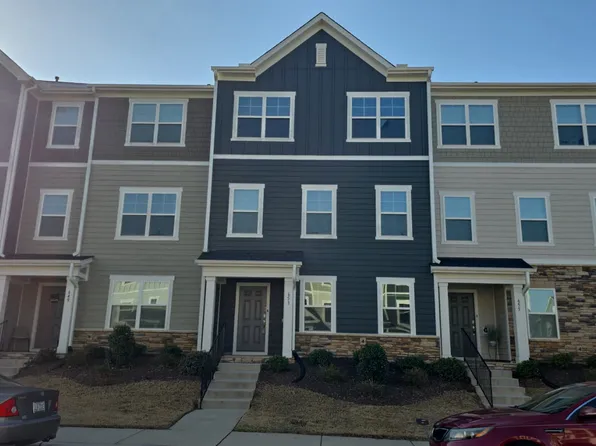 653 Gimari Dr, Wake Forest, NC 27587