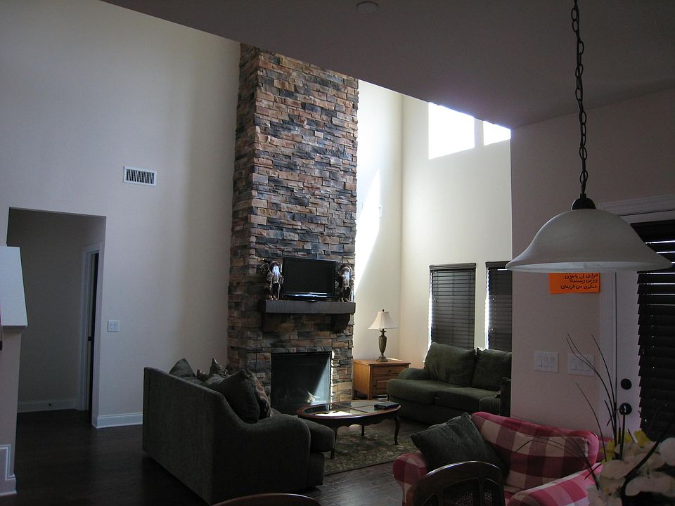 1st image of 2426 Orchard St