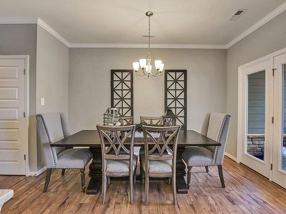 5th image of 5606 Benoni Ct