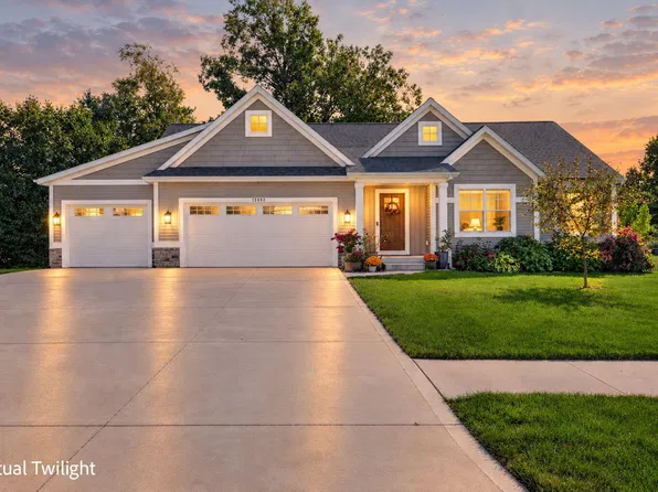 13092 Boulderway Trl, Grand Haven, MI 49417