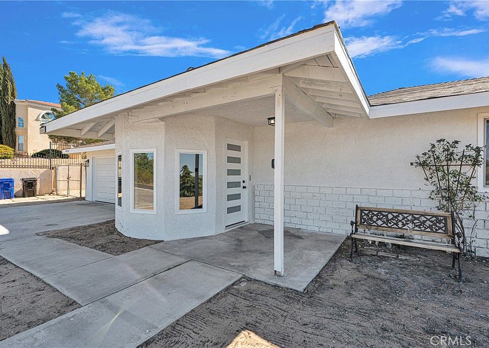 20045 Ottawa Rd, Apple Valley, CA 92308 | Zillow