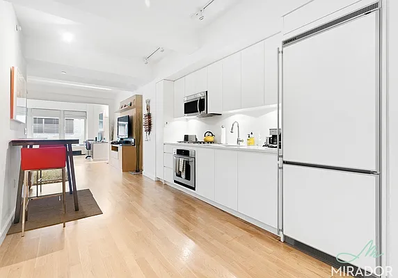 Rented by Mirador Real Estate | media 5