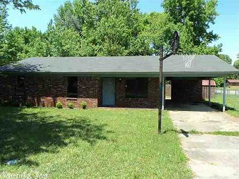 2nd image of 62 Liberty Ln