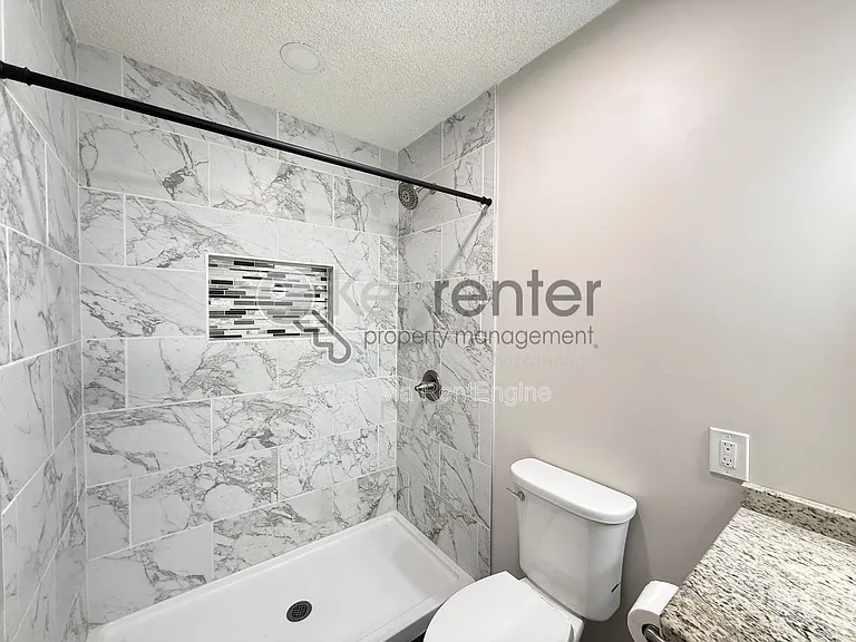 4630 Sherry Ln — Photo 12