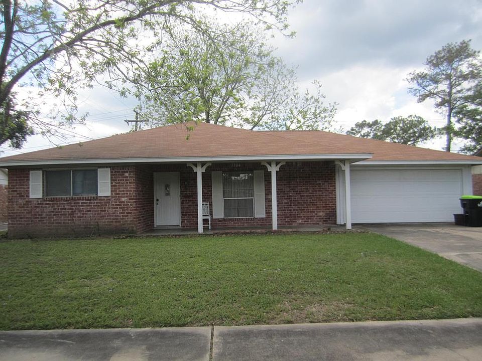 1st image of 3904 Willowick Dr