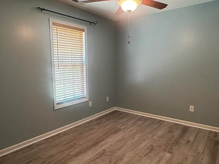 104 Republic Ct — Photo 18
