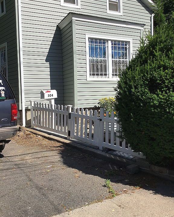 1st image of 304 Van Duzer St