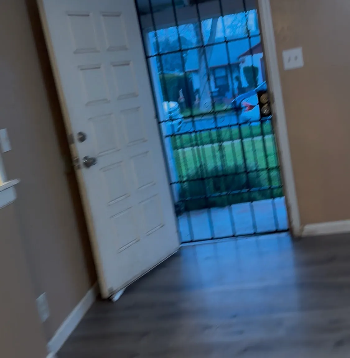 2 bed, 1000 sqft, $1,550 — Photo 3