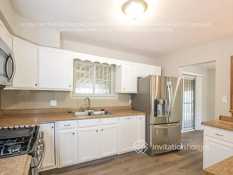 13030 E 47th Avenue Cir — Photo 6