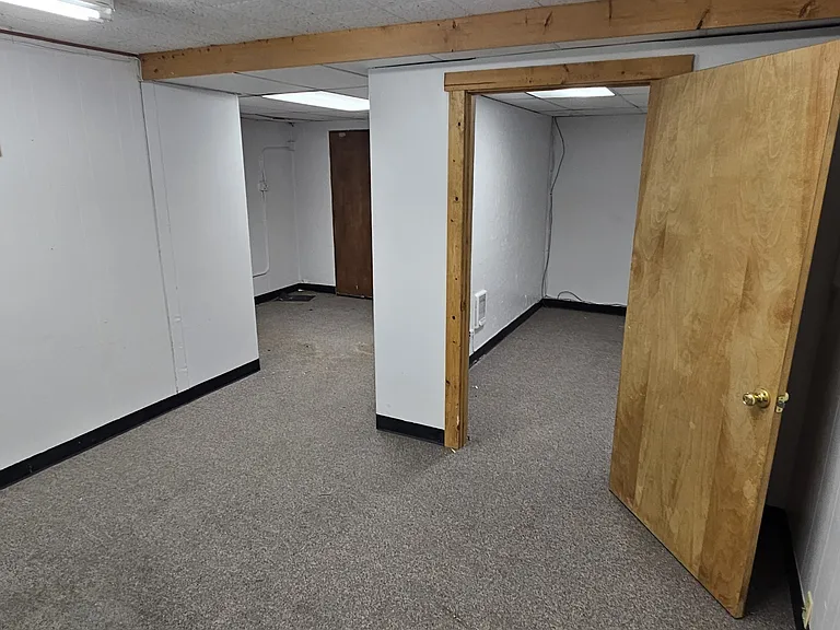219 E Pine St #105 — Photo 7